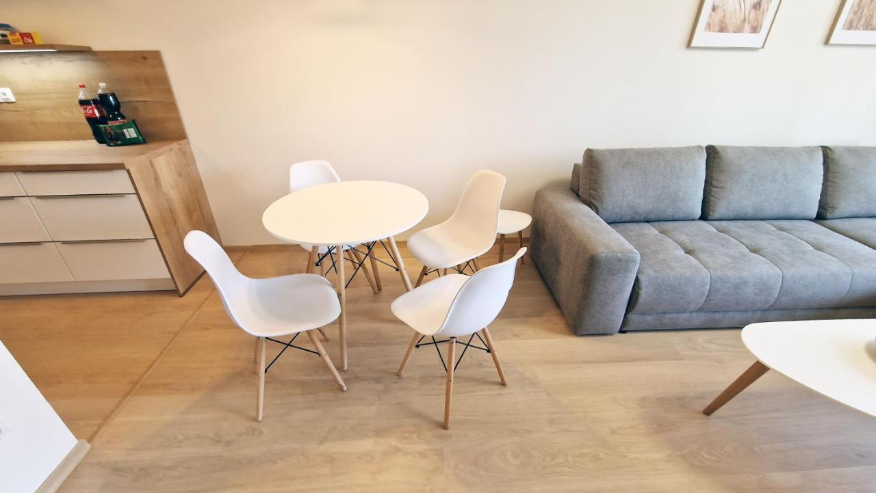 Luxo 2 Room Apartments By Bratislavatrip Exterior foto