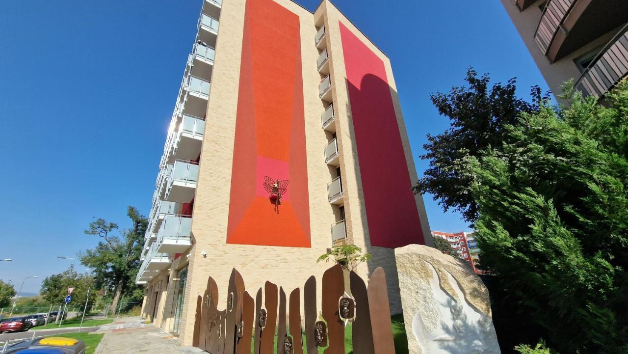 Luxo 2 Room Apartments By Bratislavatrip Exterior foto